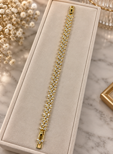 Işıltılı X Motif Taşlı Gold Bileklik