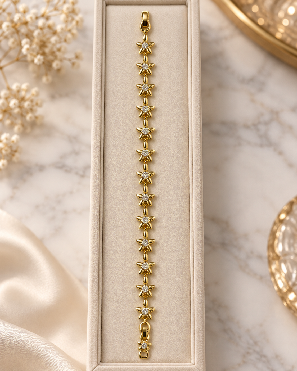 Yıldız Motif Taşlı Gold Bileklik