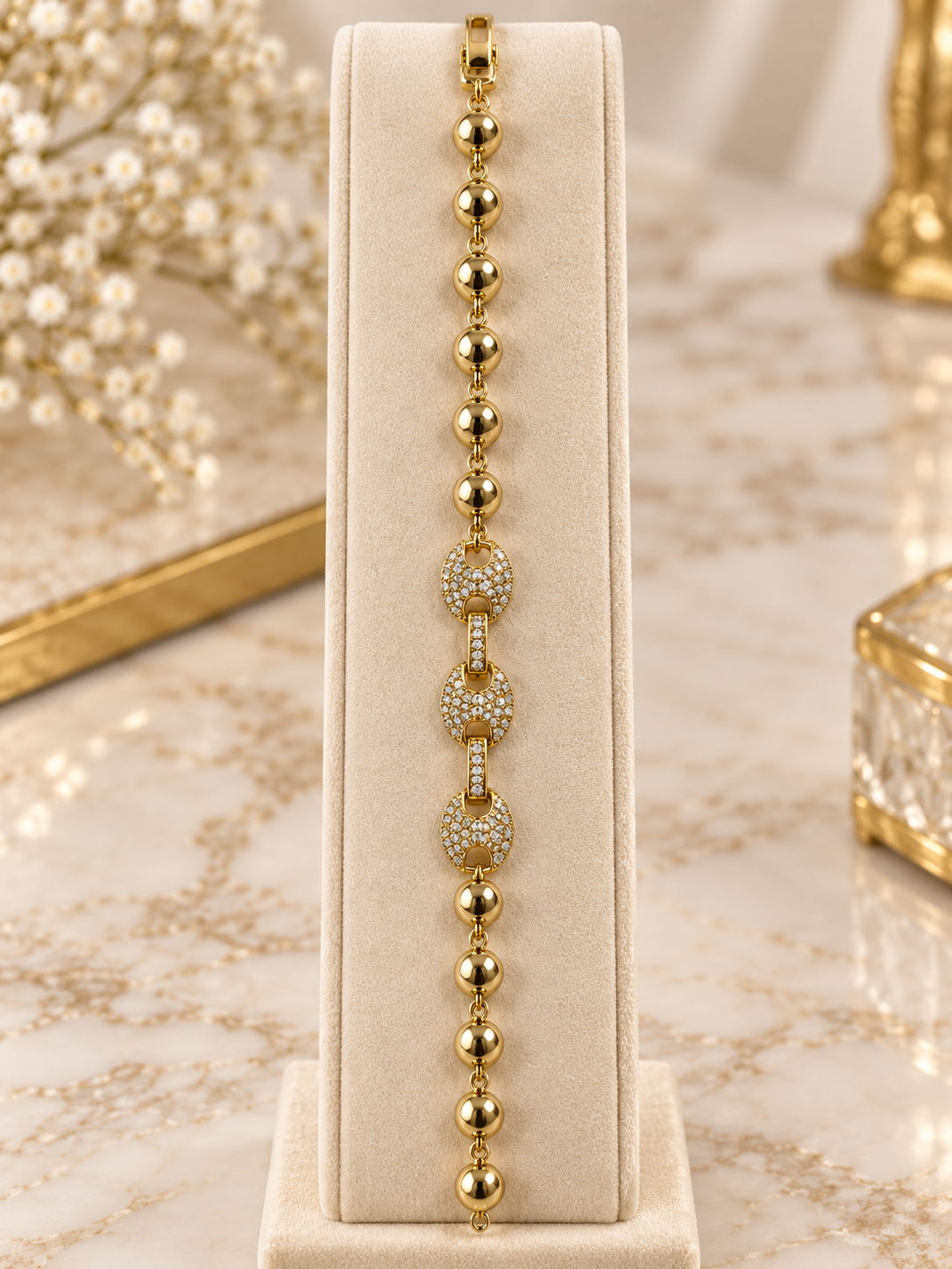 Taşlı Oval Detaylı Gold Boncuk Bileklik