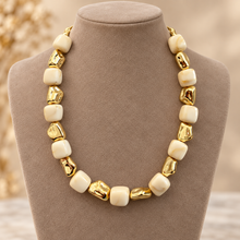 Nora Fildişi Gold Blok Kolye