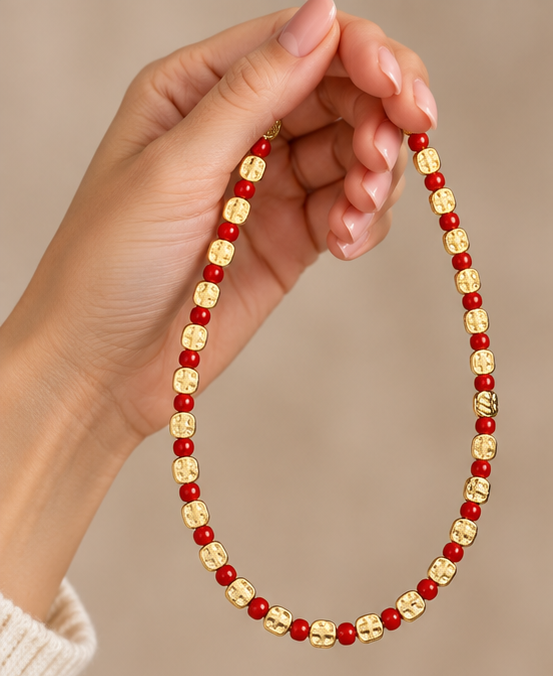 Ruby Kırmızı Boncuklu Altın Tonlu Kolye