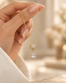 Gold Işıltılı Damla Taşlı Kolye