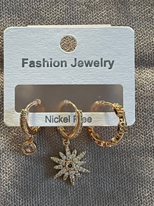 Gold 3’lü Taşlı Yıldız Charm Küpe Seti