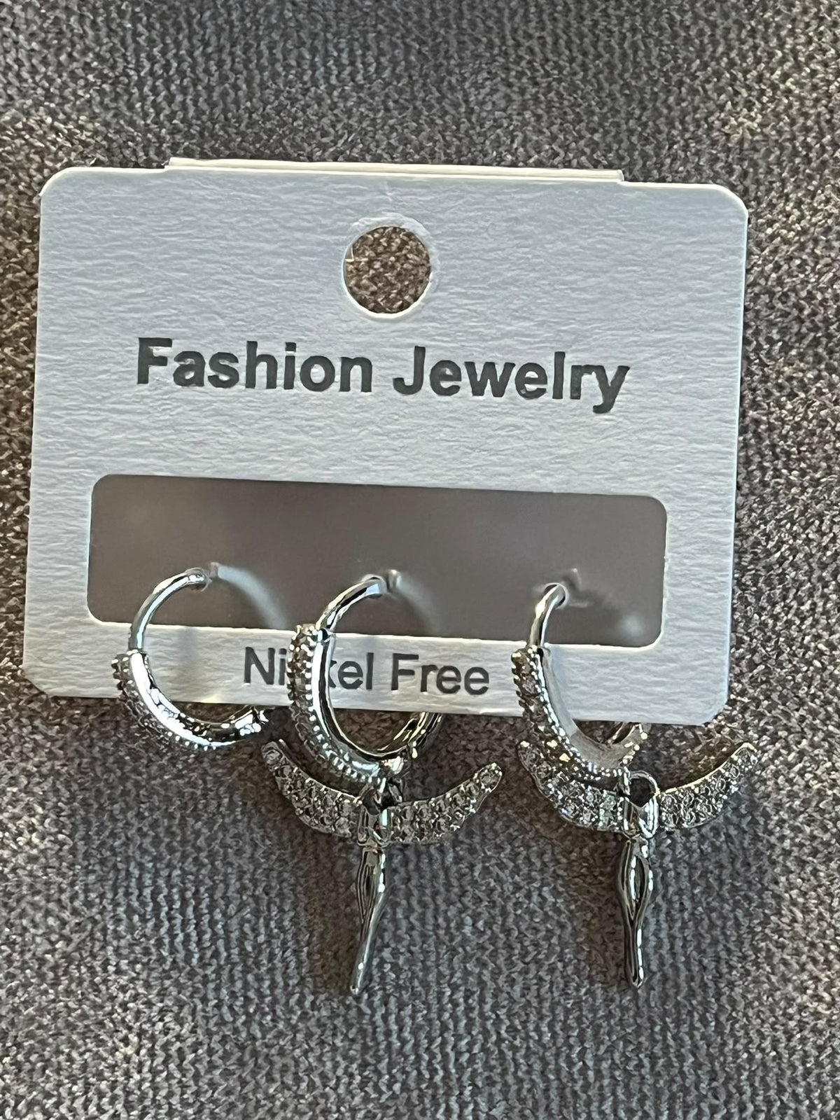 Gümüş Renk 3’lü Taş Dokulu Ay Charm Küpe Seti