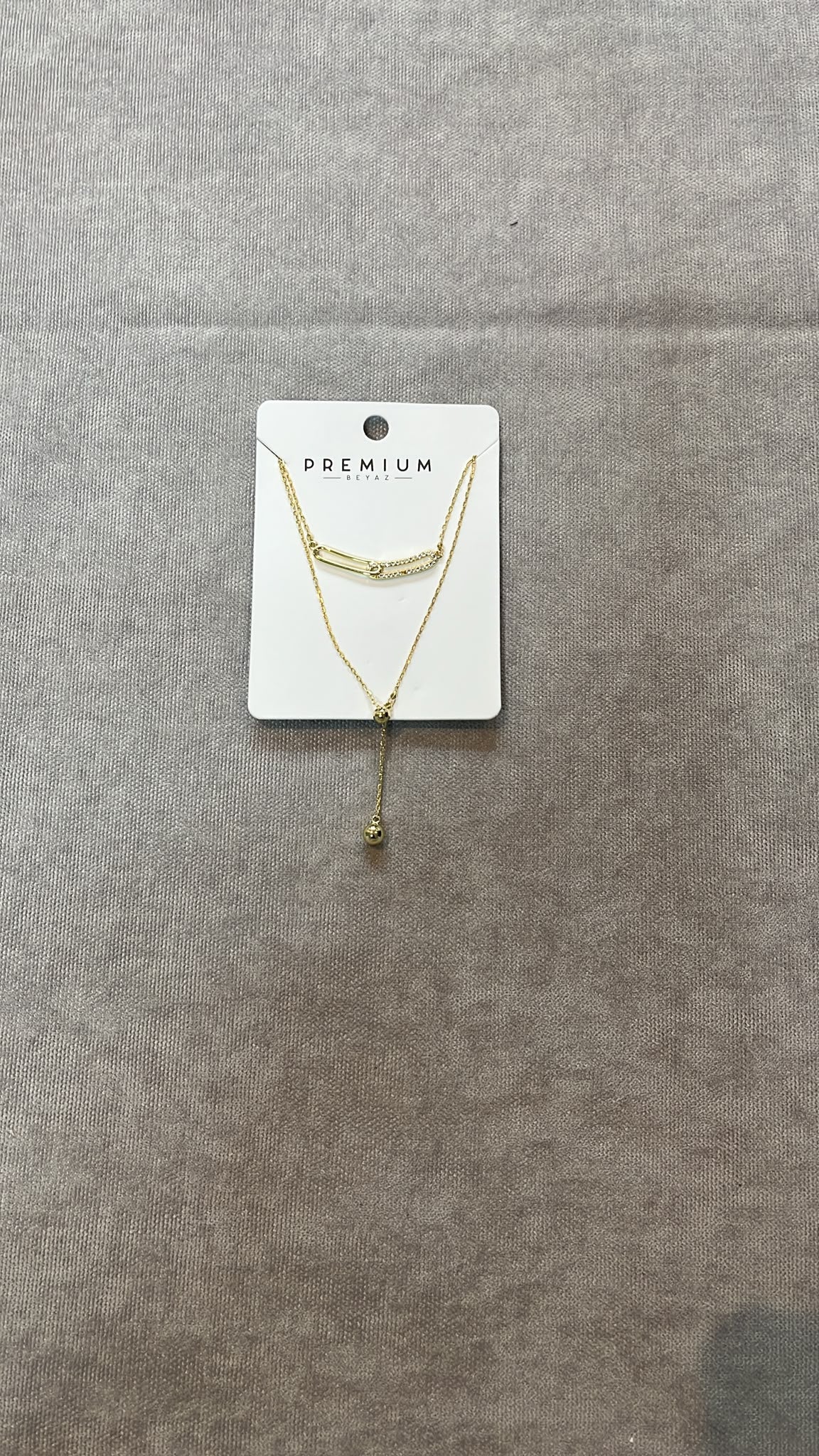 Gold Çift Katmanlı Paperclip ve Küre Detaylı Kolye