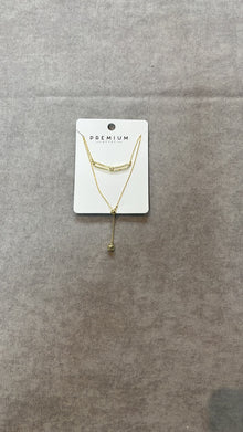 Gold Çift Katmanlı Paperclip ve Küre Detaylı Kolye