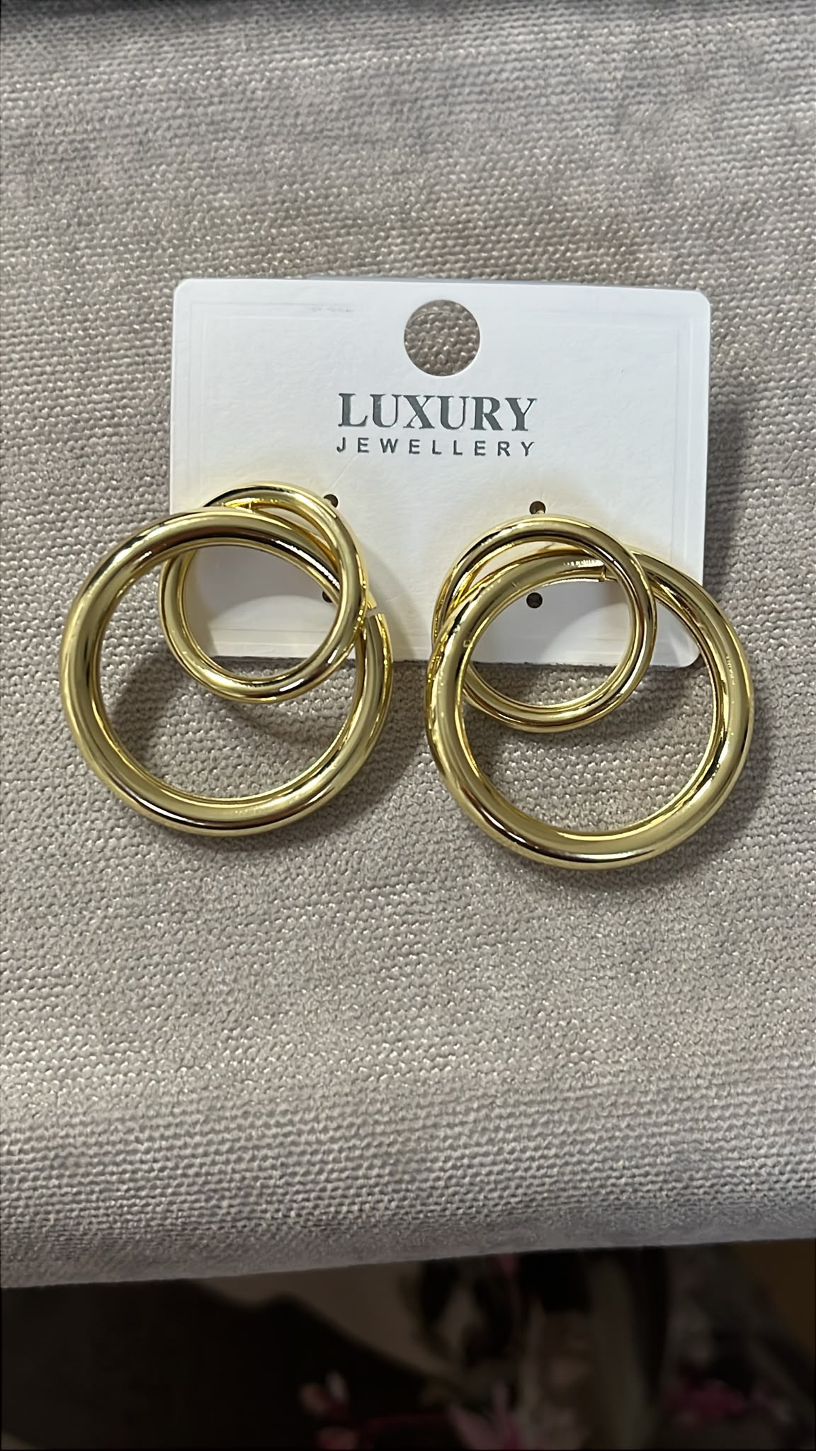 Gold Çoklu Halka Tasarım Küpe