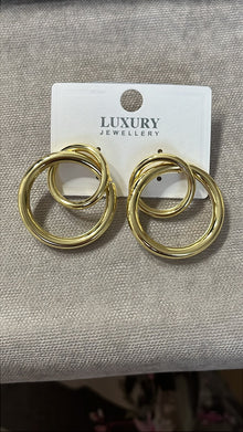 Gold Çoklu Halka Tasarım Küpe